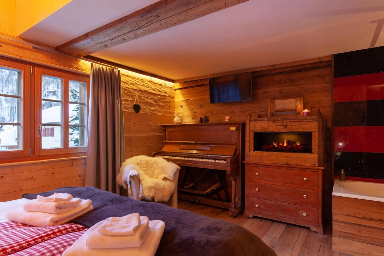 Chalet Schuler Zermatt Bagian luar foto