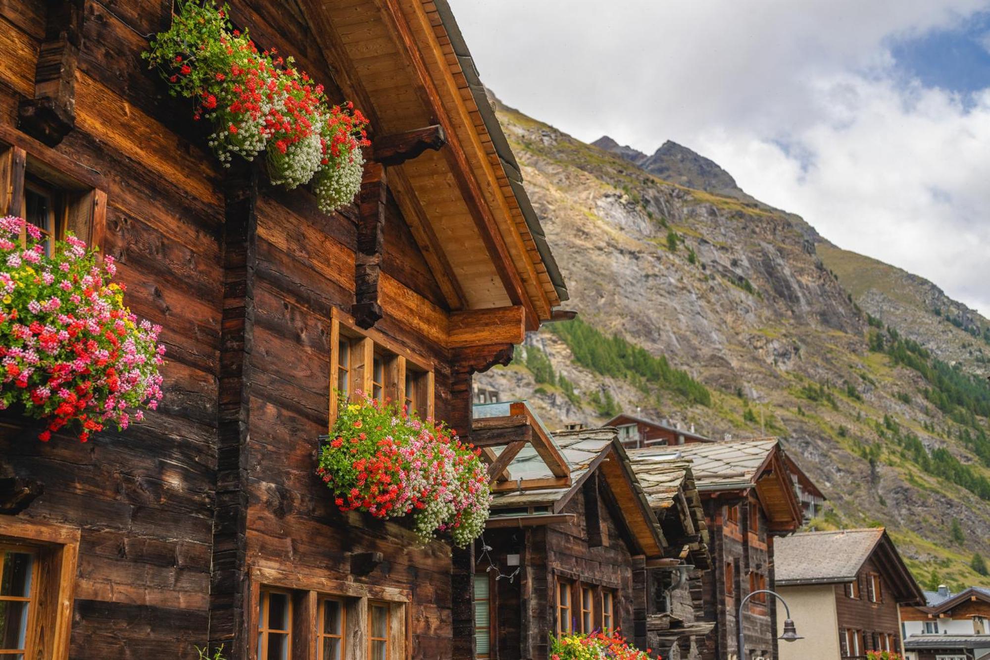 Chalet Schuler Zermatt Bagian luar foto