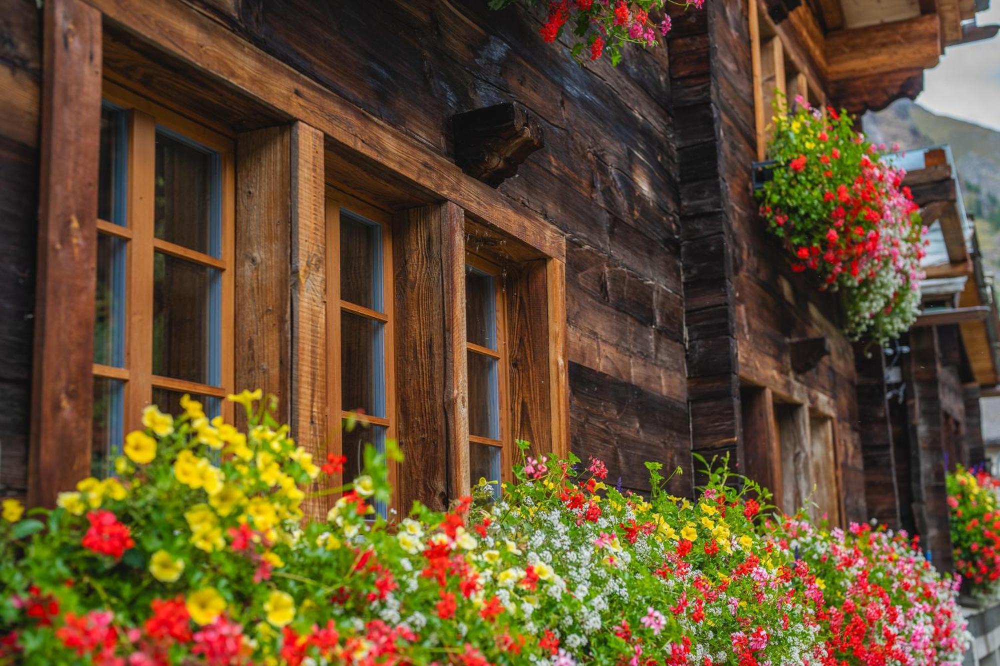 Chalet Schuler Zermatt Bagian luar foto