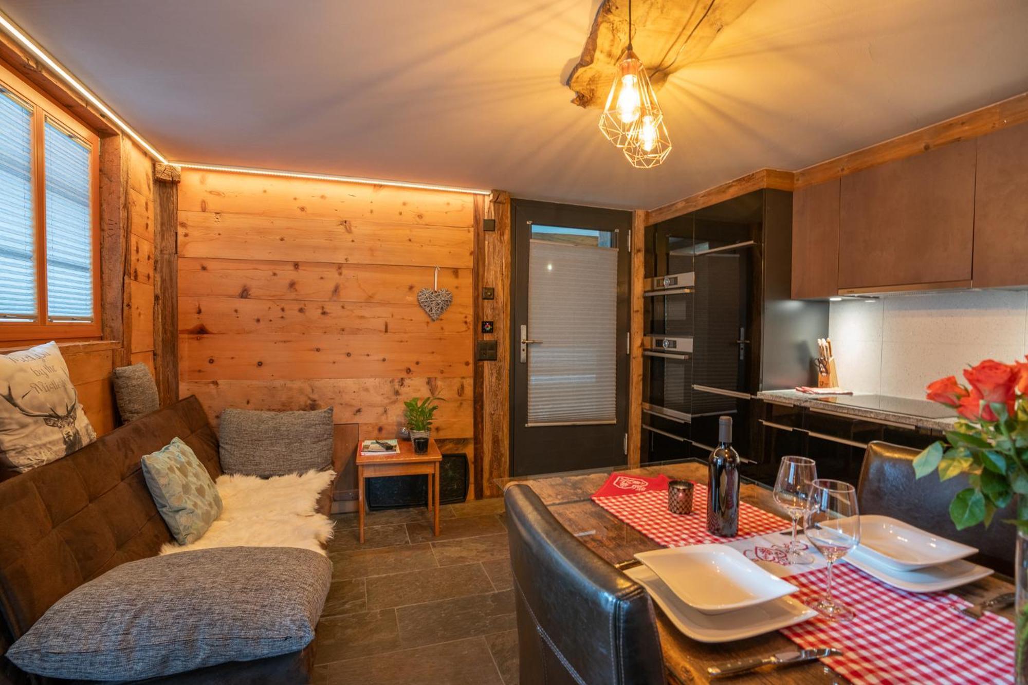Chalet Schuler Zermatt Bagian luar foto